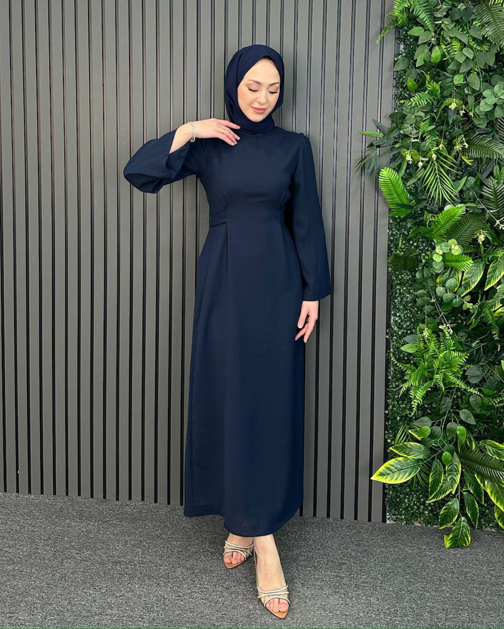 Koyu Lacivert kendinden kemerli elbise